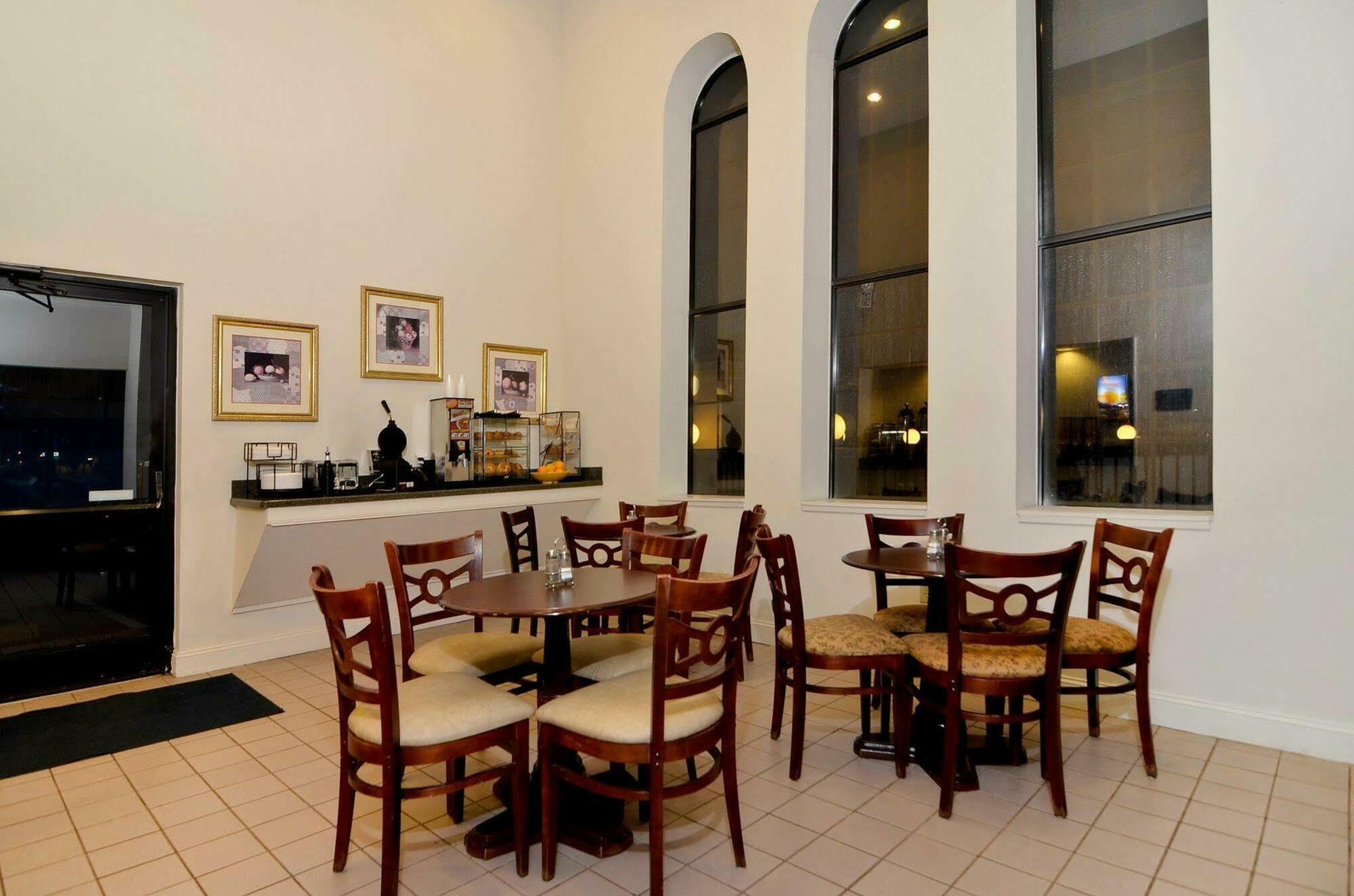 凯艺酒店 Bennettsville 餐厅 照片
